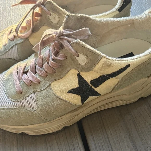 Golden Goose Running Beige and Black Star Sneakers Size 41 Like New!